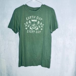 Original Use Green Earth Day Graphic Tee New S